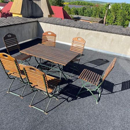 Schloss Lelkendorf Apartment Ulrichshusen Maisonette Fewo Mecklenburger Seenplatte Mit Dachterrasse Naehe Ostsee Экстерьер фото
