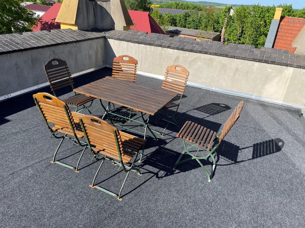 Schloss Lelkendorf Apartment Ulrichshusen Maisonette Fewo Mecklenburger Seenplatte Mit Dachterrasse Naehe Ostsee Экстерьер фото
